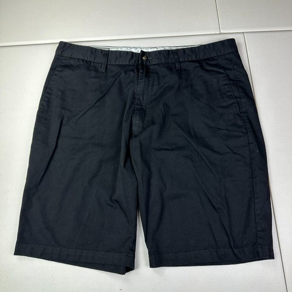 Volcom Men's Chino Khaki Shorts Size 40 Black Flat Front Embroidered Logo Casual - Picture 1 of 8